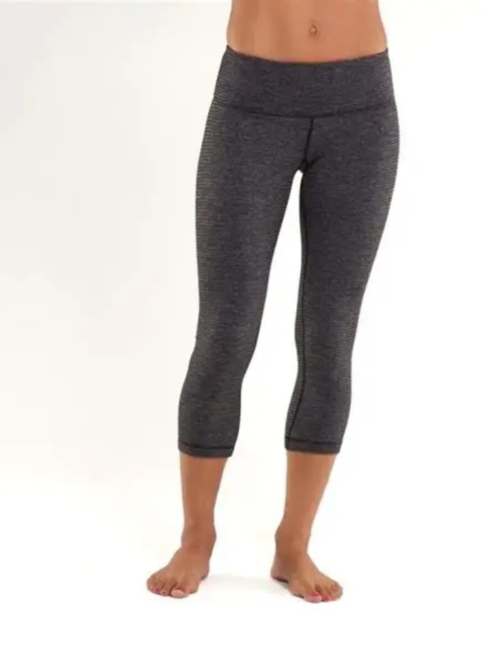 Lululemon Wunder Under Cropped Black Heathered Coal Athletic Leggings size 6
